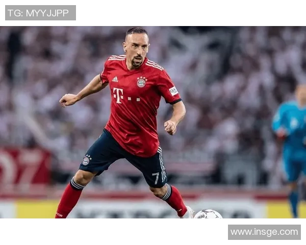 足球十大弹跳球星排名榜揭秘 谁能飞跃天际成为空中王者